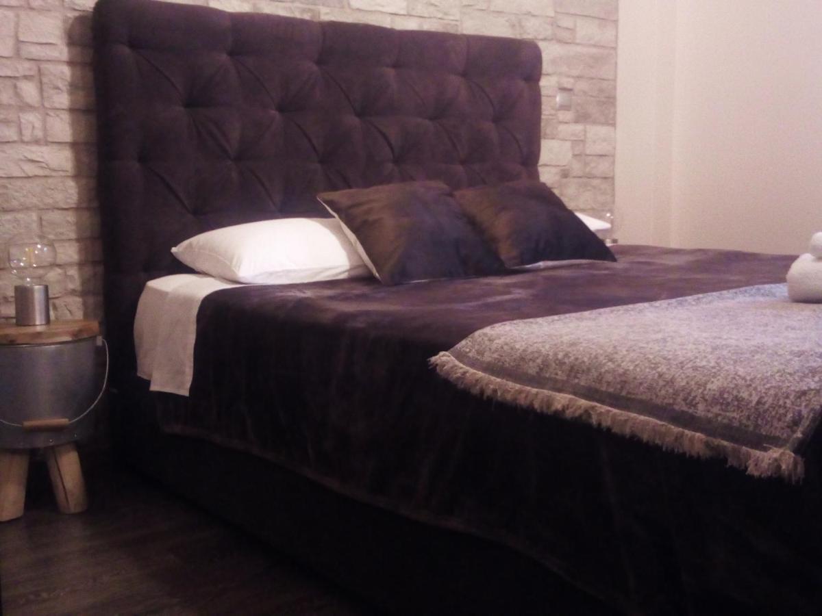 Lux Studio 1 Athén Kültér fotó